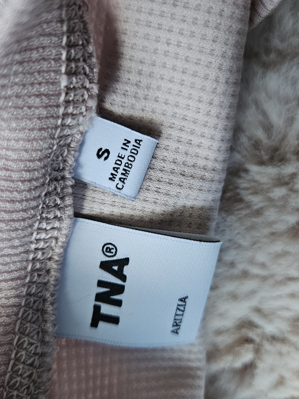 TNA Pale Pink Long-Sleeve Cropped Top - Picture 7 of 15